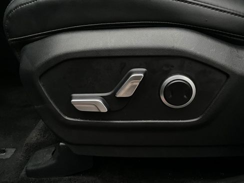 Used 2025 Hyundai Santa Fe SEL image 11