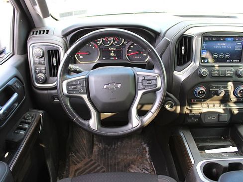 Used 2021 Chevrolet Silverado 1500 LT Trail Boss w/ Bed Protection Package image 4