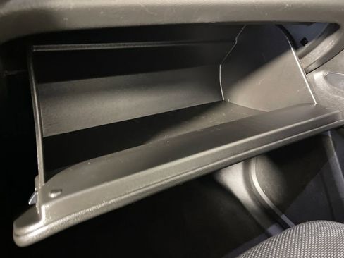 Used 2020 Chevrolet Traverse LS image 27