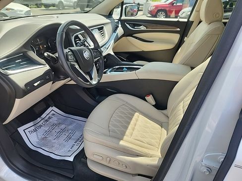 Used 2023 Buick Enclave Avenir w/ Avenir Technology Package FWD image 9