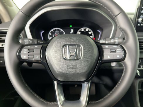 New 2025 Honda Pilot EX-L image 15