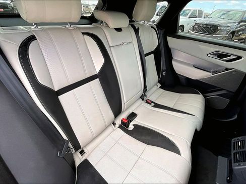 Used 2020 Land Rover Range Rover Velar R-Dynamic S image 22