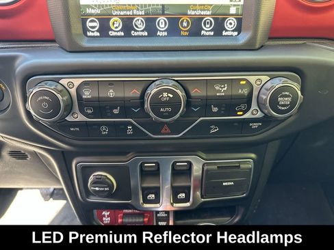 Used 2021 Jeep Wrangler Rubicon image 26
