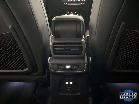 Used 2024 Audi Q4 e-tron Premium Plus w/ Premium Plus image 77