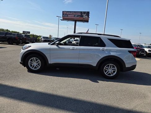 New 2026 Ford Explorer Active RWD image 31