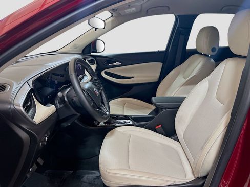 Used 2024 Buick Encore GX Preferred FWD image 17