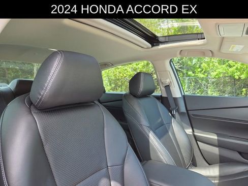 Used 2024 Honda Accord EX image 11