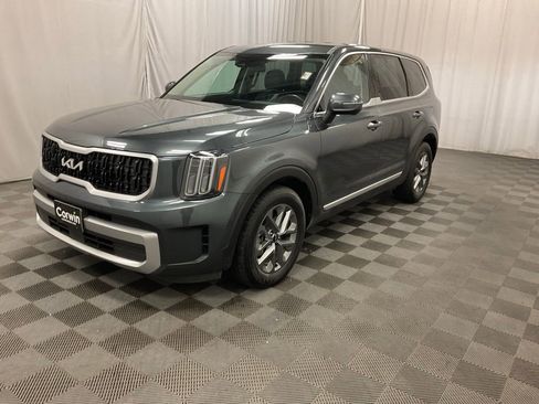 Used 2023 Kia Telluride LX AWD/4WD image 5