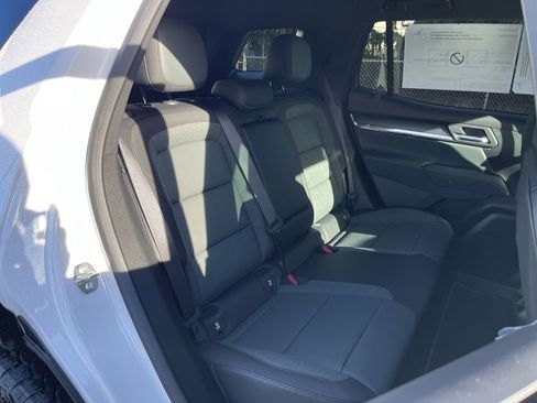 New 2026 GMC Terrain AT4 AWD/4WD image 26