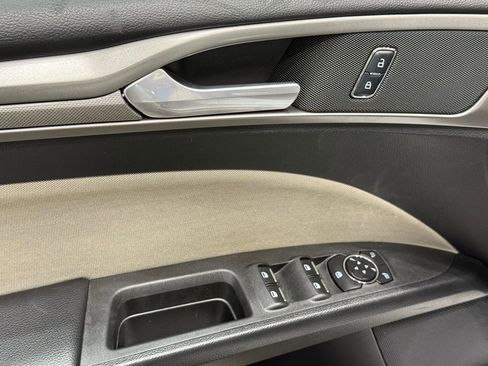 Used 2017 Ford Fusion S image 22