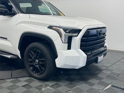 Used 2024 Toyota Tundra Limited AWD/4WD image 8