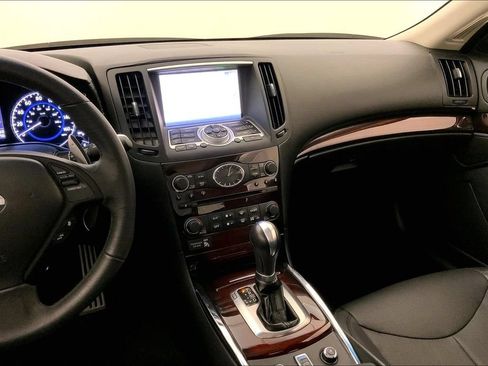 Used 2012 INFINITI G37 Convertible w/ Premium Pkg RWD image 5