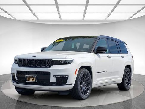 Used 2023 Jeep Grand Cherokee L Summit AWD/4WD image 8