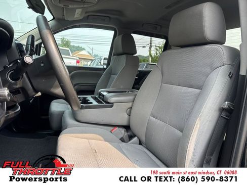 Used 2019 Chevrolet Silverado 1500 Custom w/ Custom Convenience Package RWD image 9