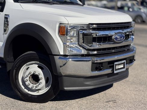 Used 2022 Ford F550 2WD Crew Cab Super Duty image 3