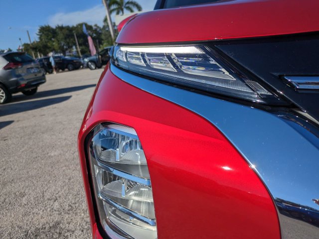 New 2026 Mitsubishi Outlander ES FWD image 10