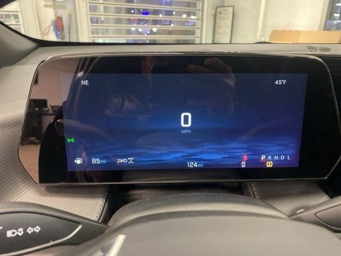 New 2026 Chevrolet Equinox LT image 11