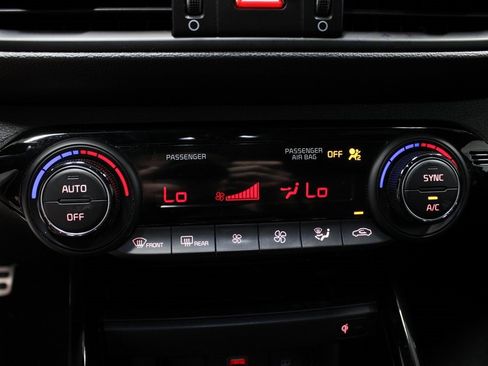 Used 2022 Kia Forte GT-Line w/ GT-Line Premium Package image 35