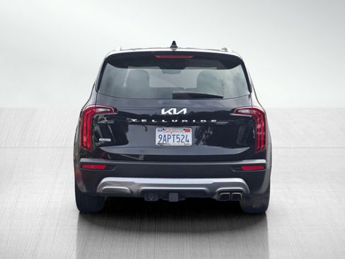 Certified 2022 Kia Telluride EX w/ EX Premium Package image 5