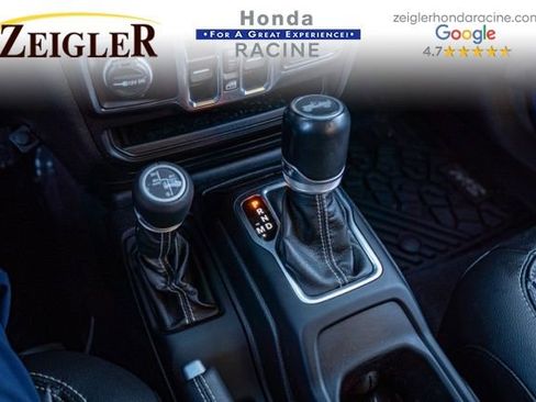 Used 2021 Jeep Wrangler Unlimited Sahara w/ Cold Weather Group image 27