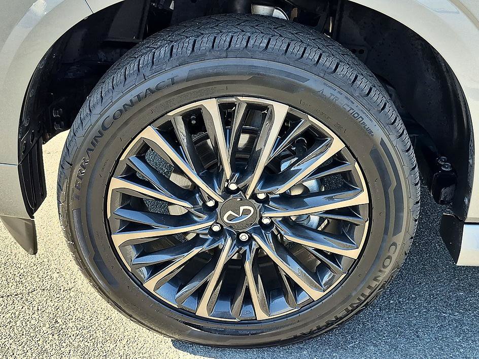 Used 2025 INFINITI QX80 Autograph AWD/4WD image 10