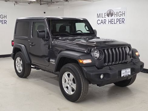 Used 2020 Jeep Wrangler Sport image 22