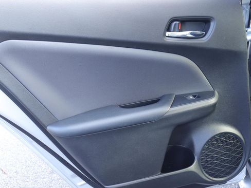 Used 2017 Toyota Prius Three image 14