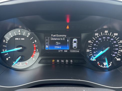 Used 2016 Ford Fusion SE image 22