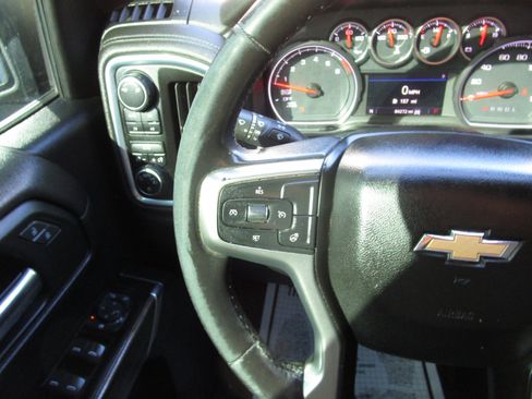 Used 2019 Chevrolet Silverado 1500 LT w/ Texas Edition image 13