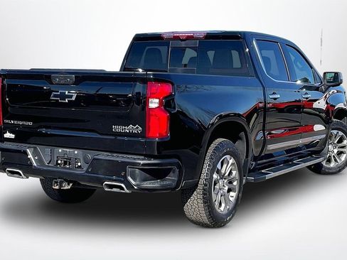 Used 2023 Chevrolet Silverado 1500 High Country w/ Technology Package image 6