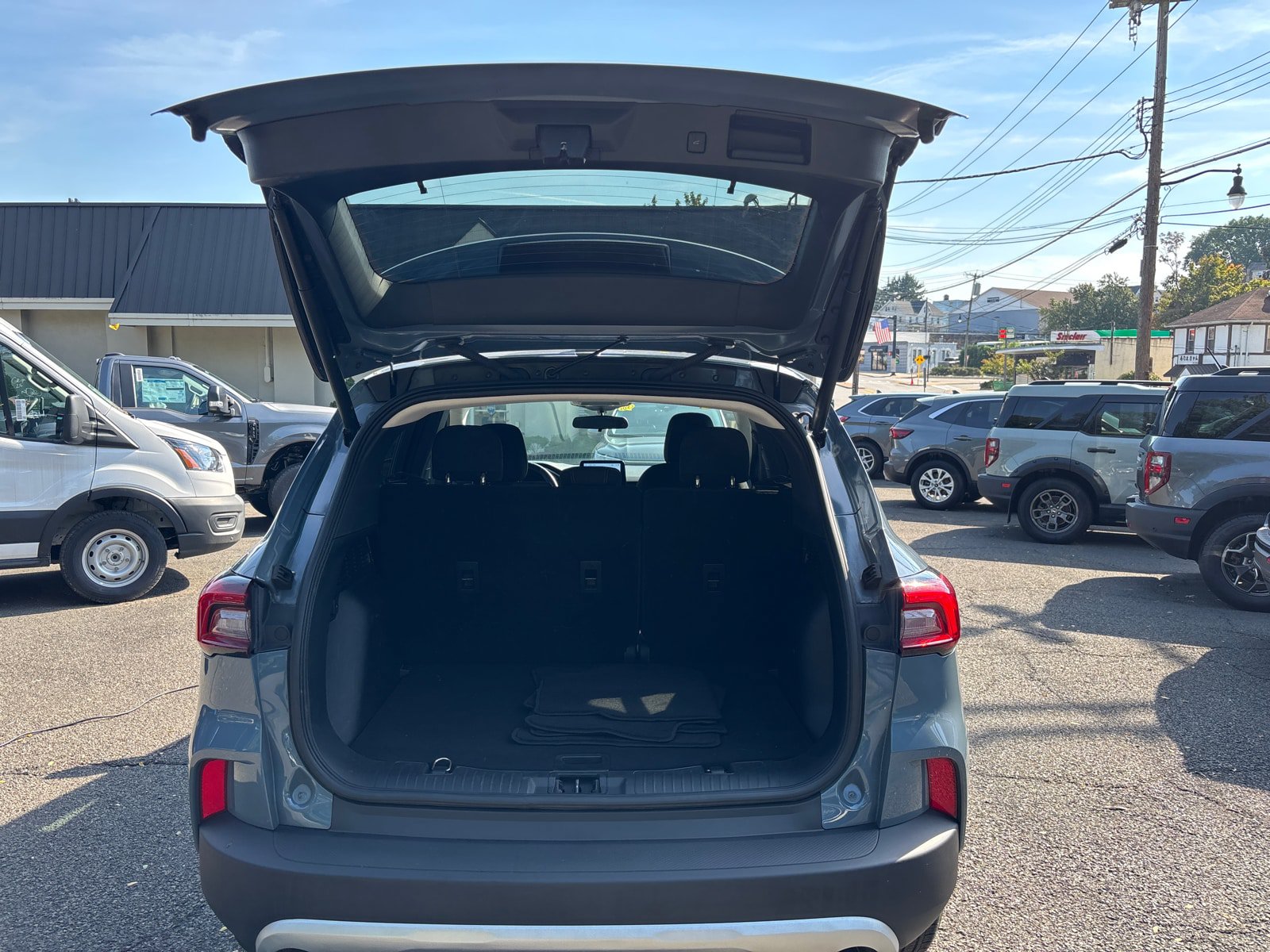 Used 2023 Ford Escape Active AWD/4WD image 9