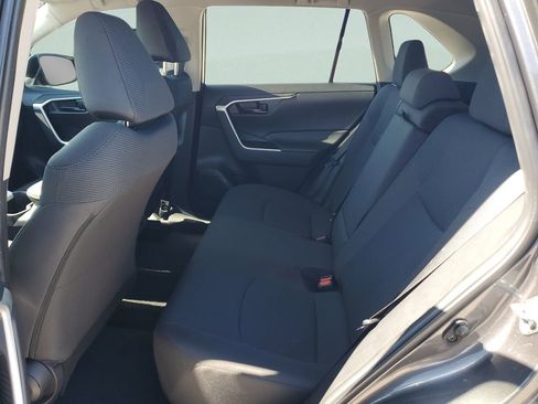 Certified 2023 Toyota RAV4 LE FWD image 10