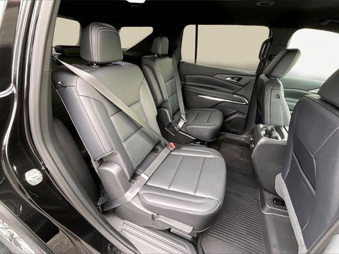 New 2026 Chevrolet Traverse LT w/ Driver Confidence Package image 12