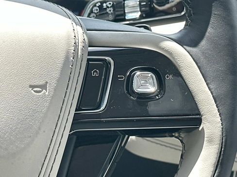 New 2025 Lincoln Aviator 2WD image 28