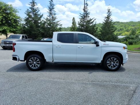 Certified 2022 Chevrolet Silverado 1500 RST AWD/4WD image 4