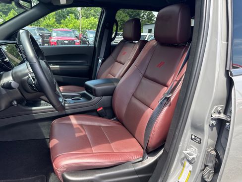 Used 2025 Dodge Durango GT AWD/4WD image 11