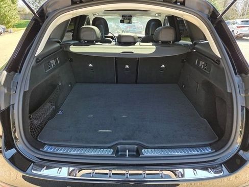 Used 2023 Mercedes-Benz GLC 300 4MATIC image 29