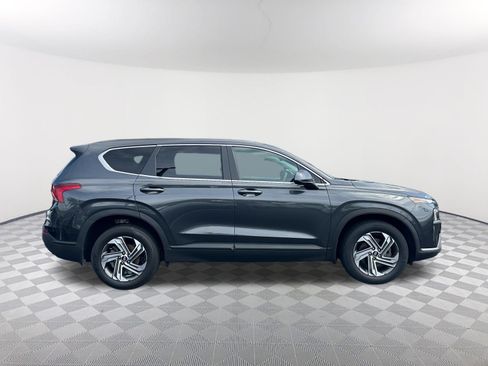 Used 2023 Hyundai Santa Fe SE FWD image 4