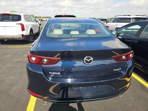 Used 2025 MAZDA MAZDA3 s FWD image 6