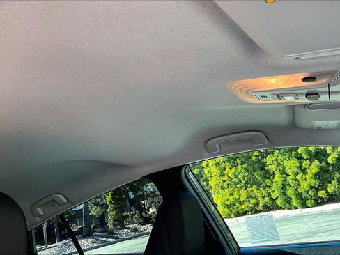 Used 2022 Toyota Prius LE image 13