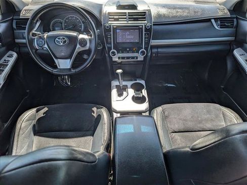 Used 2012 Toyota Camry SE w/ Leather Pkg FWD image 24