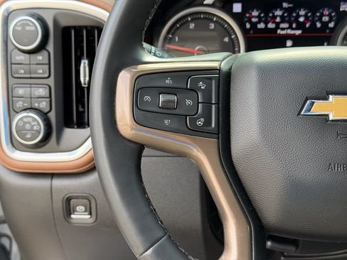 Used 2023 Chevrolet Silverado 2500 High Country w/ Z71 Off-Road Package AWD/4WD image 13
