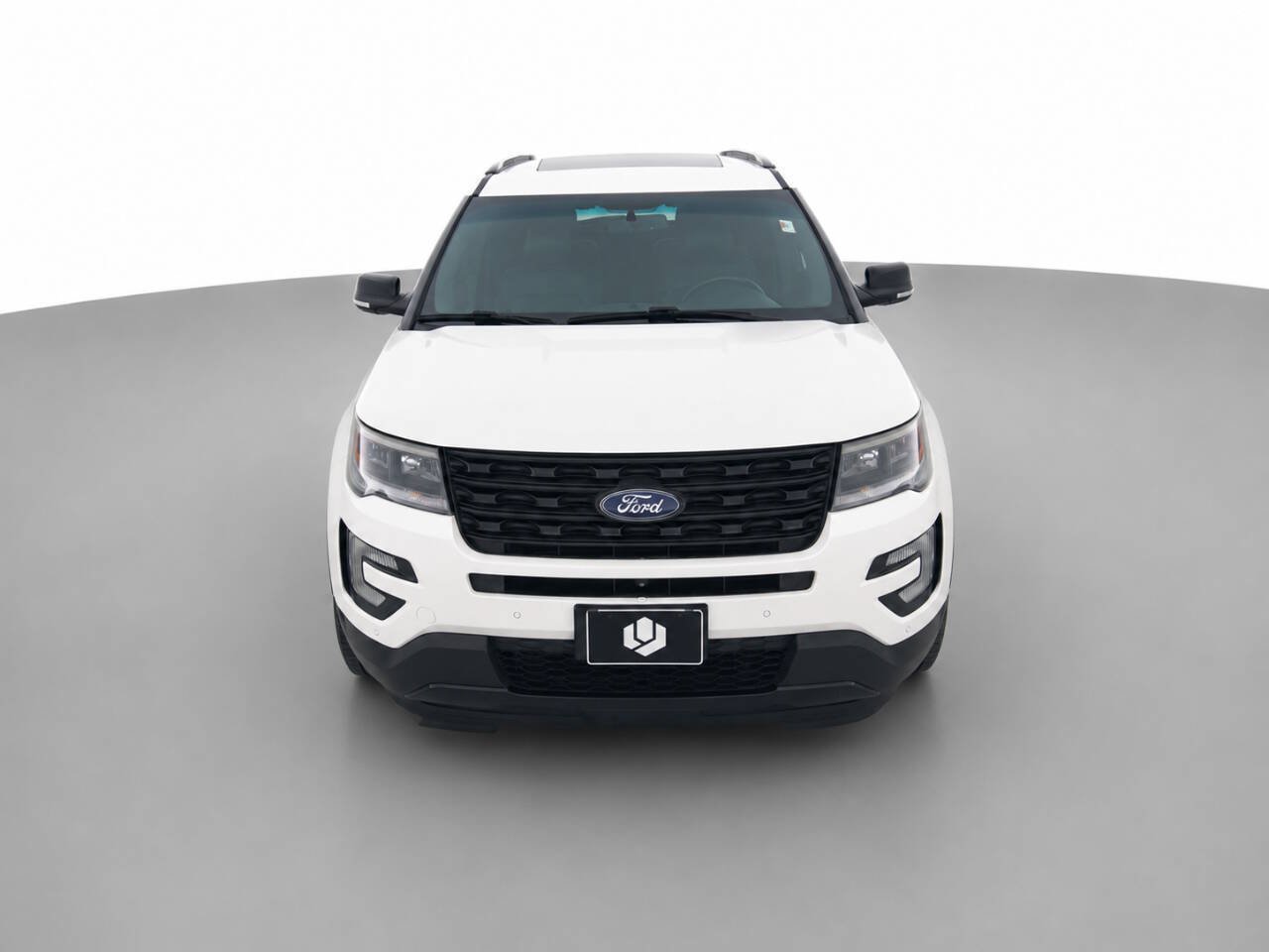 Used 2017 Ford Explorer Sport w/ Equipment Group 401A AWD/4WD image 2
