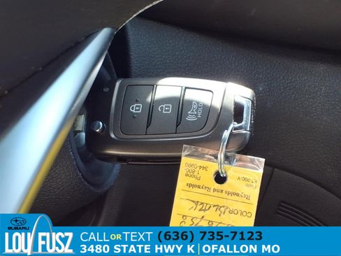 Used 2023 Hyundai Santa Fe SE w/ Cargo Package AWD/4WD image 17