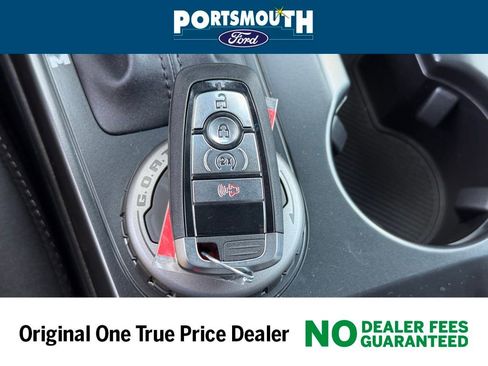 New 2025 Ford Bronco Badlands image 15