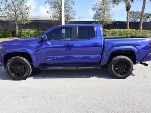 Certified 2025 Toyota Tacoma SR5 image 12