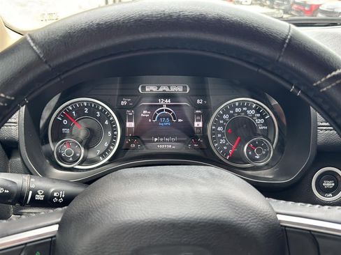 Used 2020 RAM 1500 Laramie AWD/4WD image 18