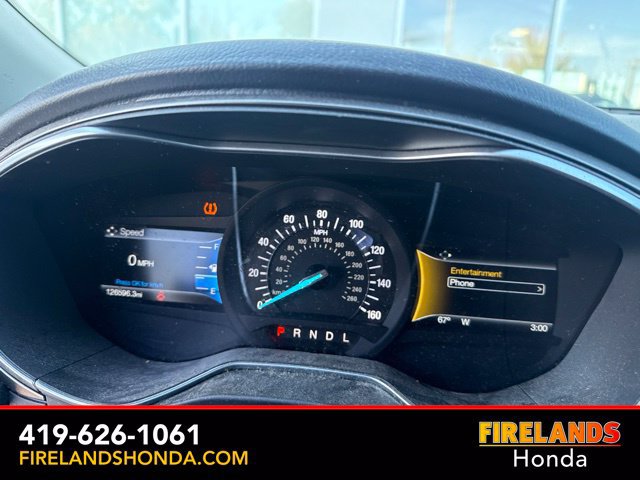 Used 2017 Ford Fusion SE w/ Equipment Group 201A FWD image 15