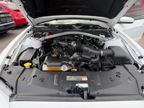 Used 2014 Ford Mustang Premium RWD image 18