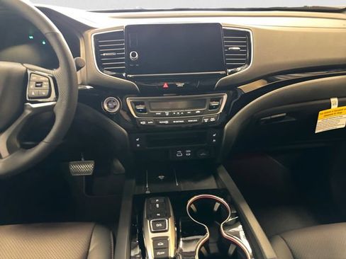 New 2026 Honda Ridgeline Black Edition image 12